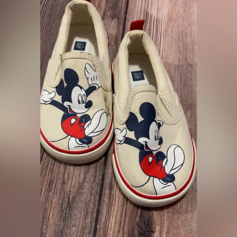 Gap Disney tennis shoes